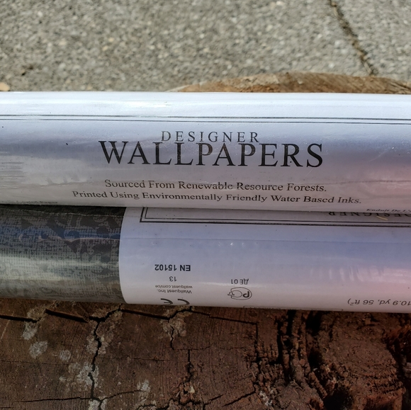 3 rolls unopened wallpaper - Picture 2 of 4